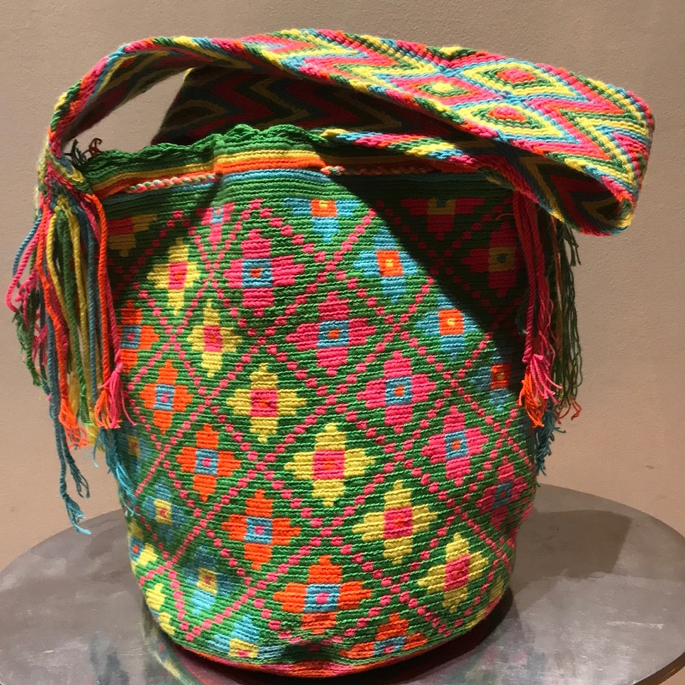 Hand Woven Colombia Crossbody Multicolour Hobo Bag - Picture 3 of 5